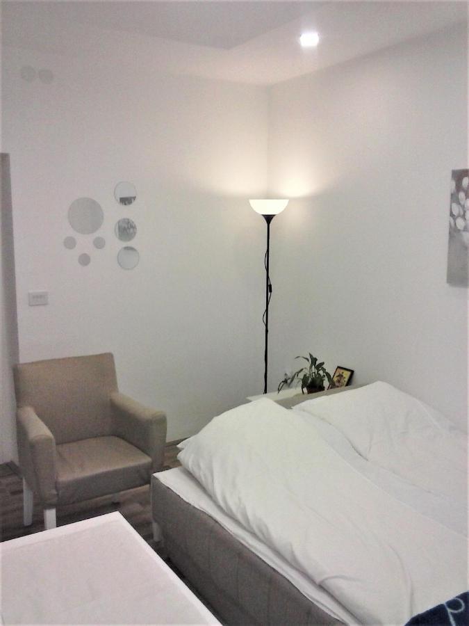 Apartman Veljic Ni Exteriér fotografie