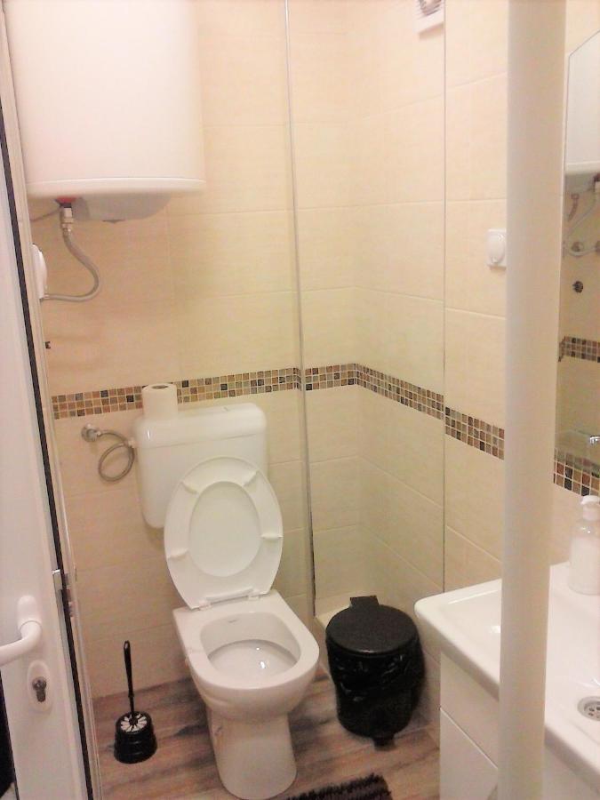 Apartman Veljic Ni Exteriér fotografie