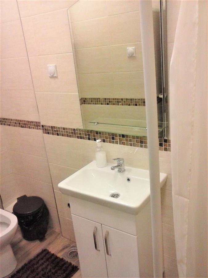 Apartman Veljic Ni Exteriér fotografie